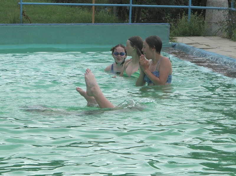 mb050725070.jpg